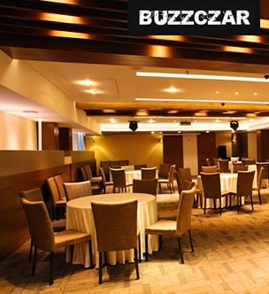 Buzzczar Maya Hotel